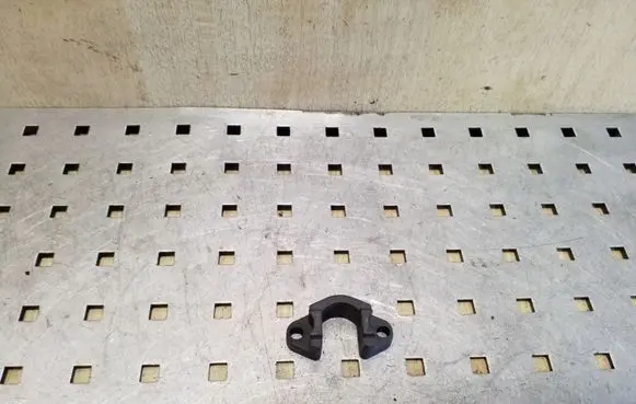 BMW 3 E90 E91 Fuel Injector clamp holder