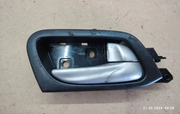 Honda Civic IX Front door interior handle