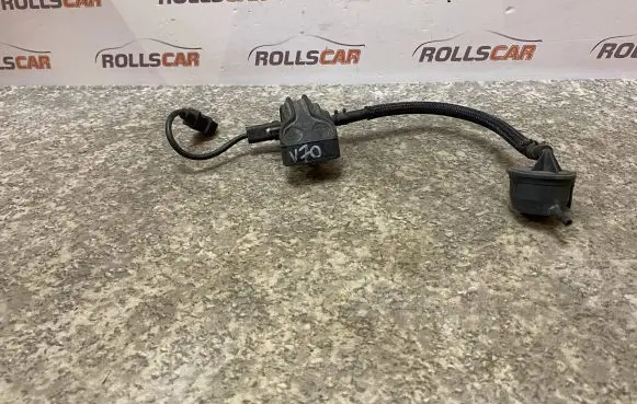Volvo S70 V70 V70 XC Webasto auxiliary heater fuel pump 1271890