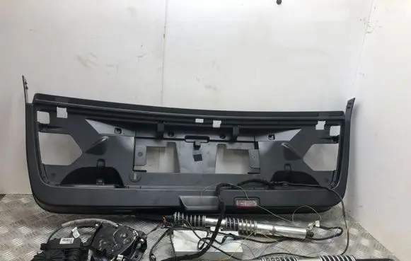 BMW 3 F30 F35 F31 Tailgate hydraulic set 7207038 52850610 51247207015