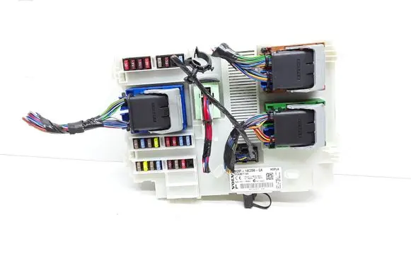 Volvo S60 Fuse module 31343677 BG9T14C256GA