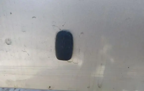 Ford Focus Windshield washer spray nozzle 