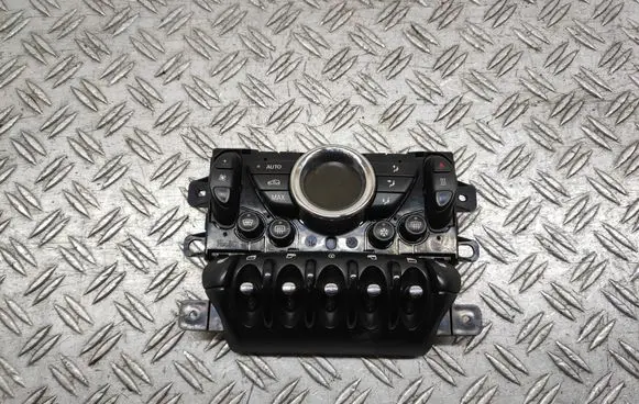 Mini Cooper Countryman R60 Climate control unit E1060547