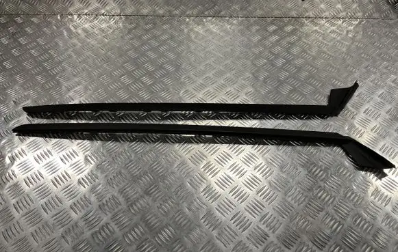 Hyundai Bayon Windshield trim PU13542