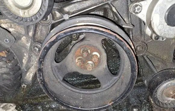 Mercedes-Benz E W212 Crankshaft pulley