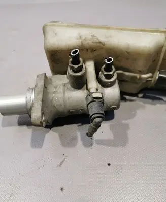 Ford Mondeo MK IV Master brake cylinder