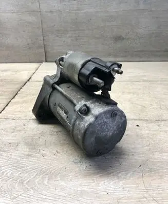 Mercedes-Benz E W212 Starter motor A0061514501 4280005510