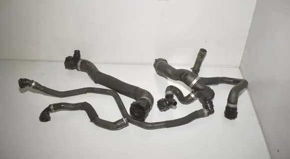 BMW 5 F10 F11 Engine coolant pipe/hose 8506089 8511302 8506090