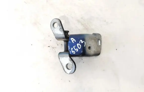 Ford Mondeo Mk III Rear door lower hinge 93bbf26800al 93bb-f26800-al