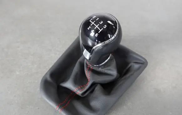 Seat Ibiza V (KJ) Gear lever shifter trim leather/knob 6F0711113N