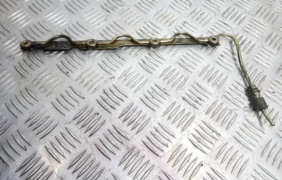Nissan Almera Tino Fuel return line/hose 