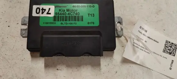 KIA Sorento Gearbox control unit/module 954404C740 110015933 4450000110G