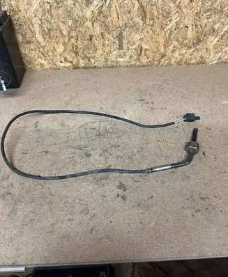 Mercedes-Benz CLS C219 Exhaust gas temperature sensor A0051534528