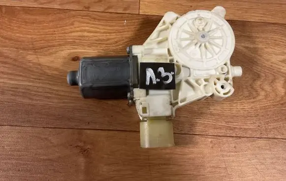 Ford Mondeo MK IV Rear door window regulator motor 6M2114553B FC6652