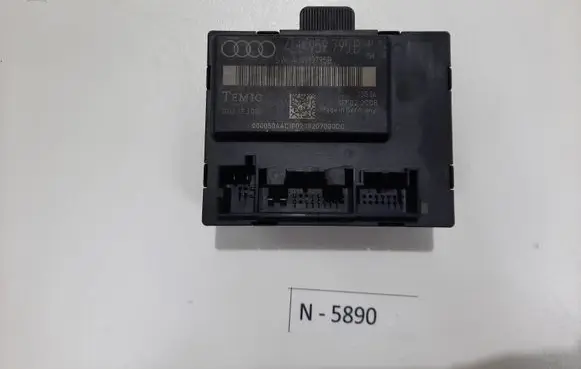 Audi Q7 4L Door control unit/module 4L0959795B