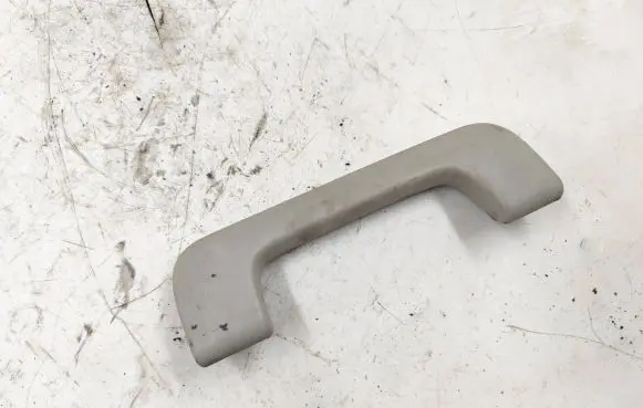 Audi A4 S4 B7 8E 8H Front interior roof grab handle 8E0857607