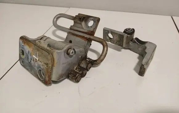 Audi TT Mk1 Front door hinges set 