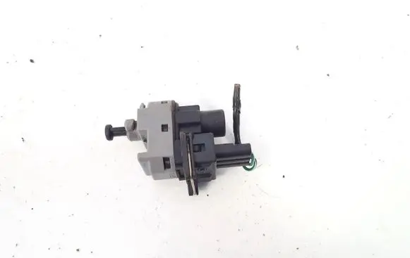 Ford Mondeo Mk III Brake pedal sensor switch 1s7t13480aa 1s7t-13480-aa