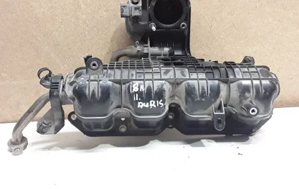 Toyota Auris 150 Intake manifold 1712037050