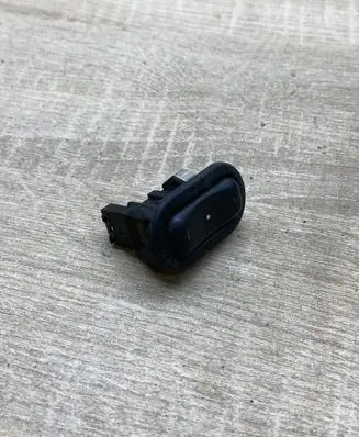 Opel Zafira A Electric window control switch 13363100 90561388