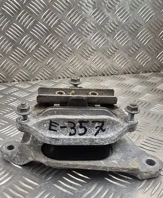 Audi Q5 SQ5 Gearbox mount 8K0399151