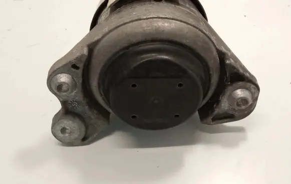 Mercedes-Benz GLC C253 Engine mount bracket 06J907607KK 800SDZ 64600