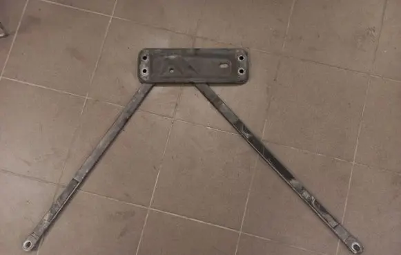 BMW 1 E82 E88 Other rear suspension part 3332677824301 33326778243 14187710