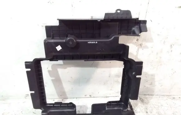 Mercedes-Benz ML W164 Radiator trim A1646802018 A1646843818