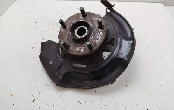 Toyota Prius+ (ZVW40) Front wheel hub 