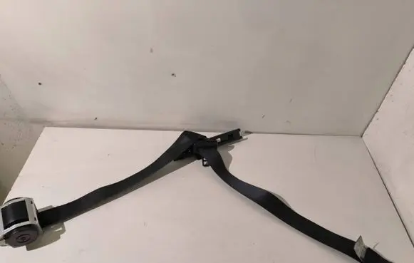 Ford Kuga I Front seatbelt 8V41S61294AD 040962 608730300