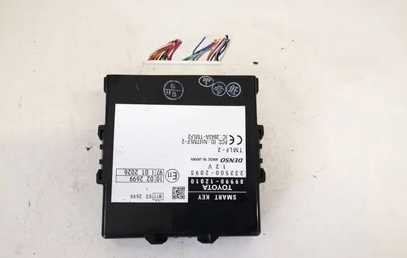 Toyota Auris 150 Other control units/modules 8999012010