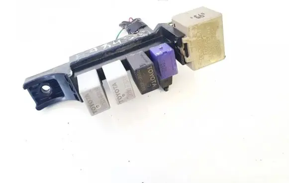 Toyota Avensis T250 Fuse box set