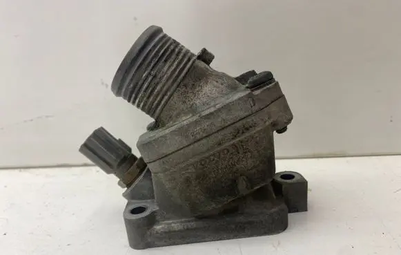 Volvo V70 Thermostat 863695