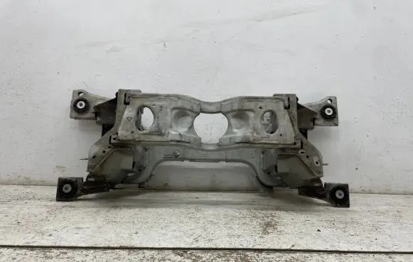 Peugeot 3008 II Rear axle beam 9819390180 9834682180