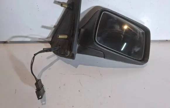 Volkswagen Vento Front door electric wing mirror E10217337 E10217388 E10217389