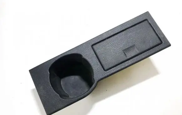 Ford Mondeo Mk III Car ashtray 1s7xf04789ae