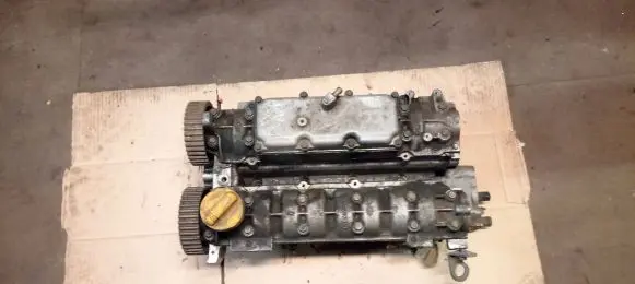 Renault Laguna II Engine head 