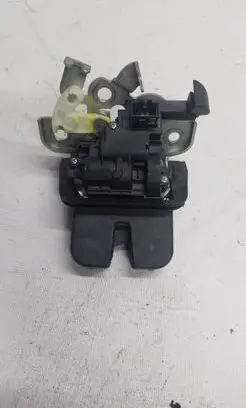 Audi A6 S6 C6 4F Tailgate/trunk/boot lock/catch/latch 8K9927505A
