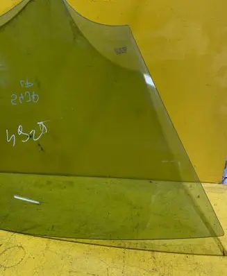 Seat Ibiza IV (6J,6P) Front door window glass four-door