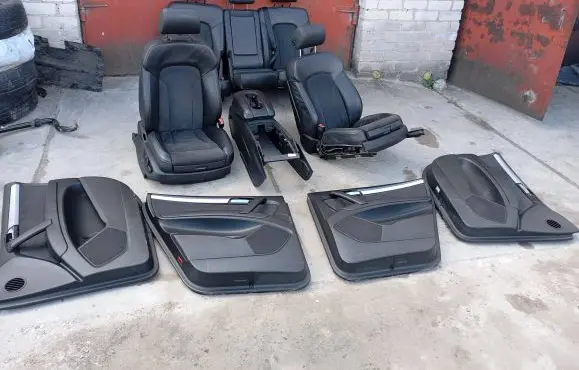Audi Q7 4L Interior set 