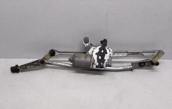 Volvo V70 Front wiper linkage 8624239 404606 9171901