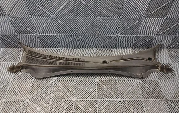 Wiper trim