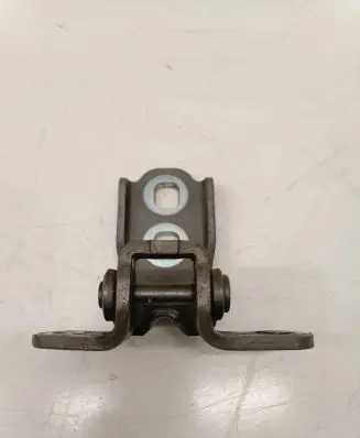 Opel Astra K Front door upper hinge