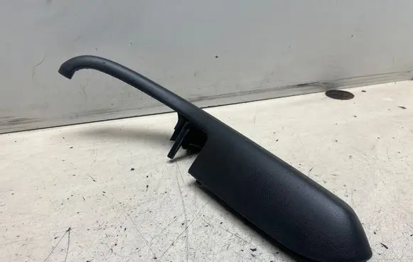Audi A4 S4 B6 8E 8H Rear door handle trim 8E0867373