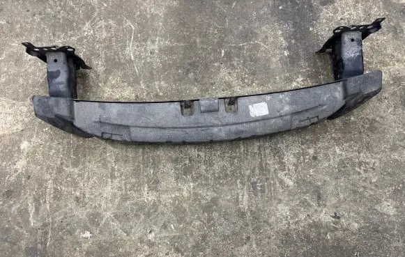 Volkswagen PASSAT CC Front bumper cross member