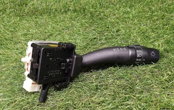 Hyundai Santa Fe Indicator stalk 202005763