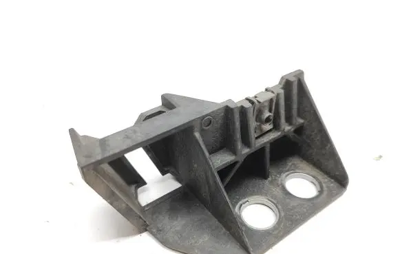 Renault Espace V (RFC) Fender mounting bracket 622219572R