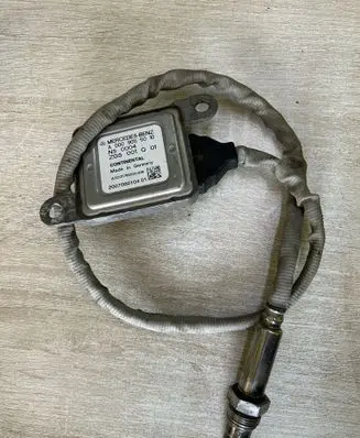 Mercedes-Benz E W212 Lambda probe sensor A0009055010