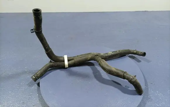 Mazda 6 Engine coolant pipe/hose