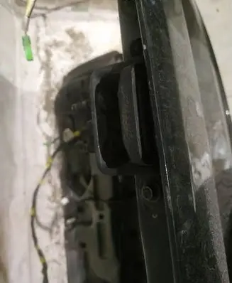 Volvo XC60 Tailgate/trunk/boot hinge 